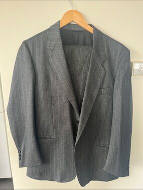 Gray Herringbone Men’s Blazer